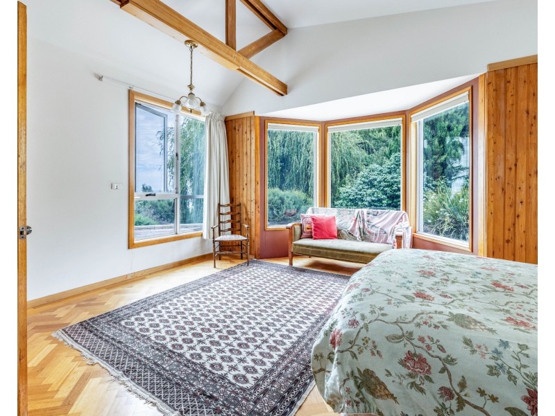 18 Seaside Crescent, Penguin TAS 7316