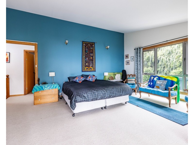 18 Seaside Crescent, Penguin TAS 7316