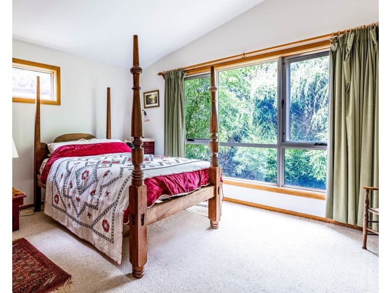 18 Seaside Crescent, Penguin TAS 7316