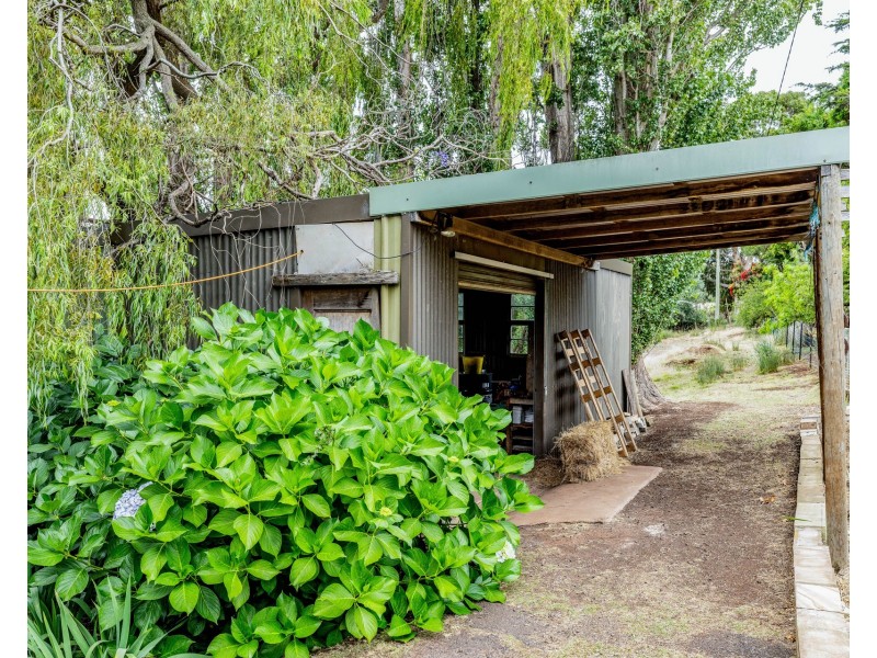 18 Seaside Crescent, Penguin TAS 7316