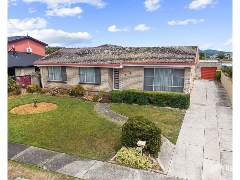 5 Leighlands Avenue, Ulverstone TAS 7315