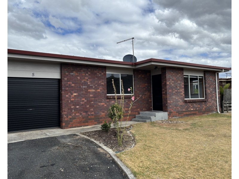 5/23 Braddon Street, West Ulverstone TAS 7315