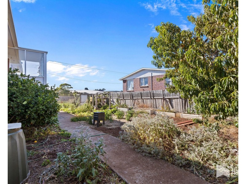 72 Caroline Street, East Devonport TAS 7310