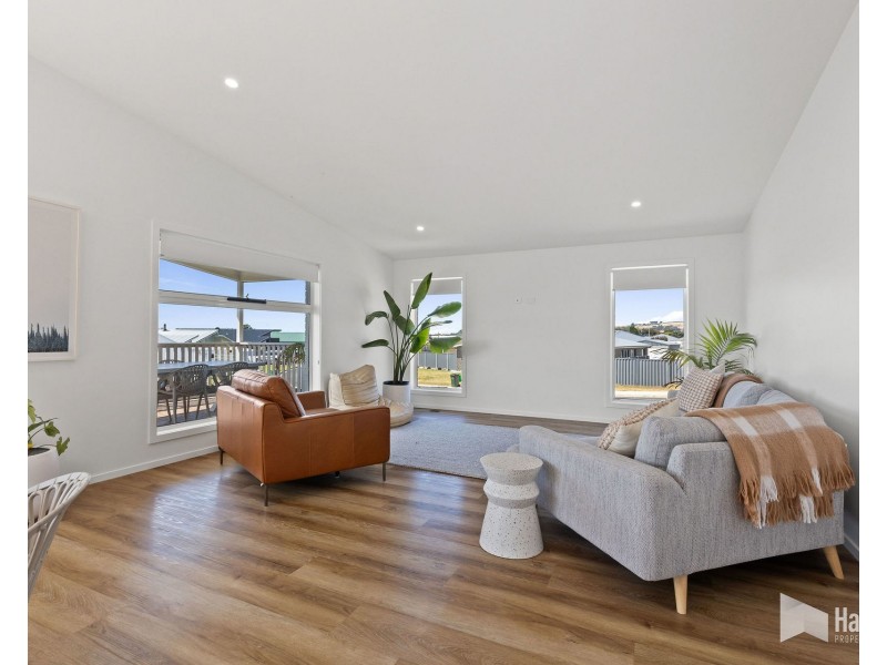 30 Explorer Drive, Turners Beach TAS 7315