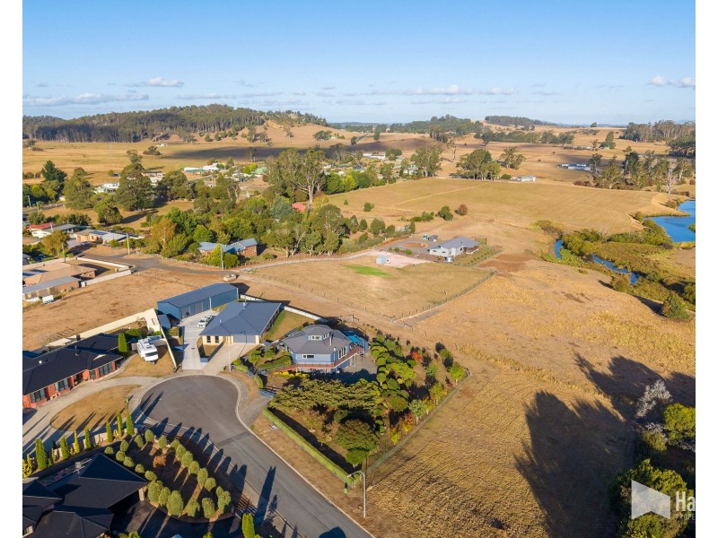 10 Landon Place, Sheffield TAS 7306