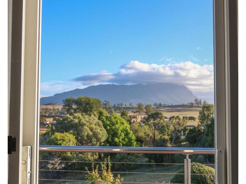 10 Landon Place, Sheffield TAS 7306