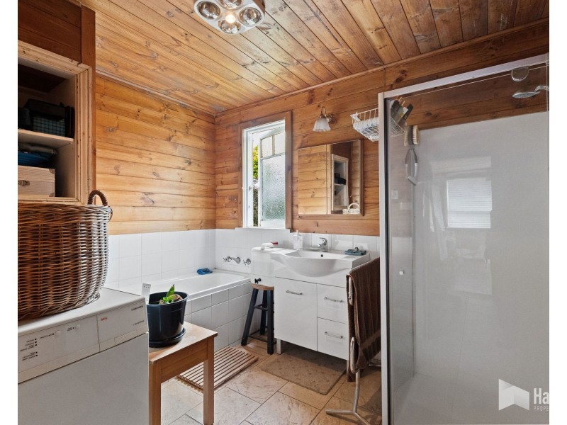 41 Main Street, Wilmot TAS 7310