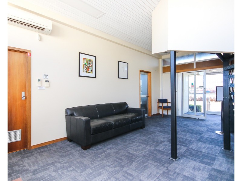44 Formby Road, Devonport TAS 7310