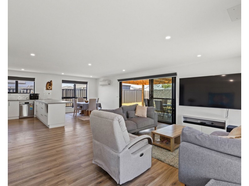 8 Benny Street, Latrobe TAS 7307
