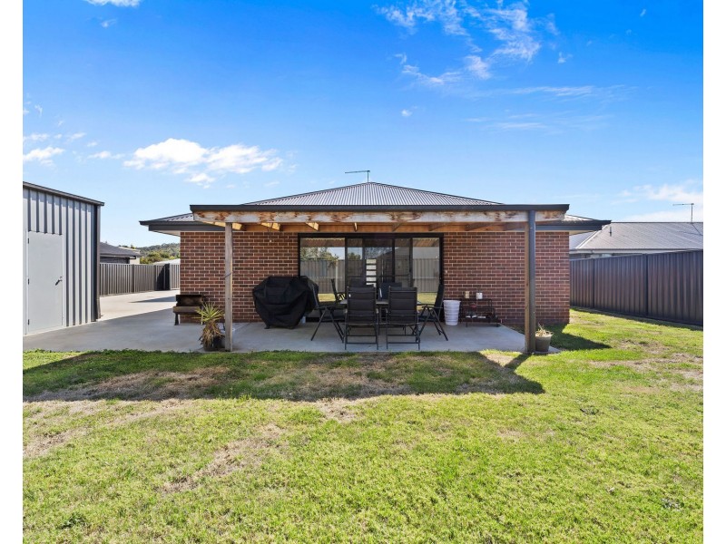 8 Benny Street, Latrobe TAS 7307