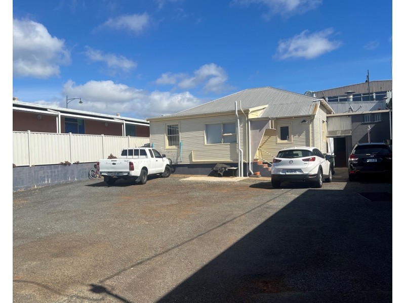 203 Mount Street, Upper Burnie TAS 7320