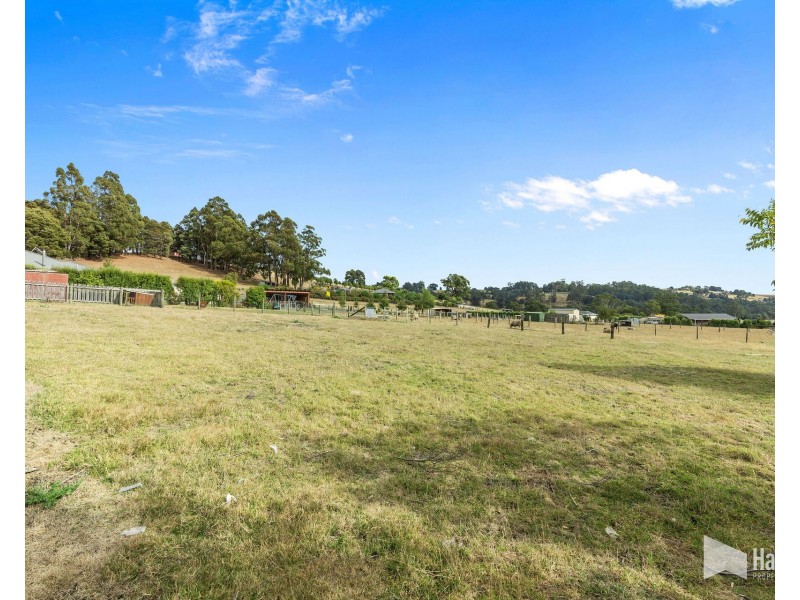 20 Lakeside Drive, Acacia Hills TAS 7306