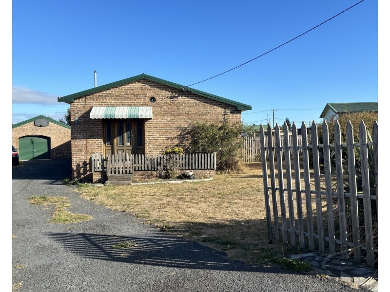23 Triton Road, East Devonport TAS 7310
