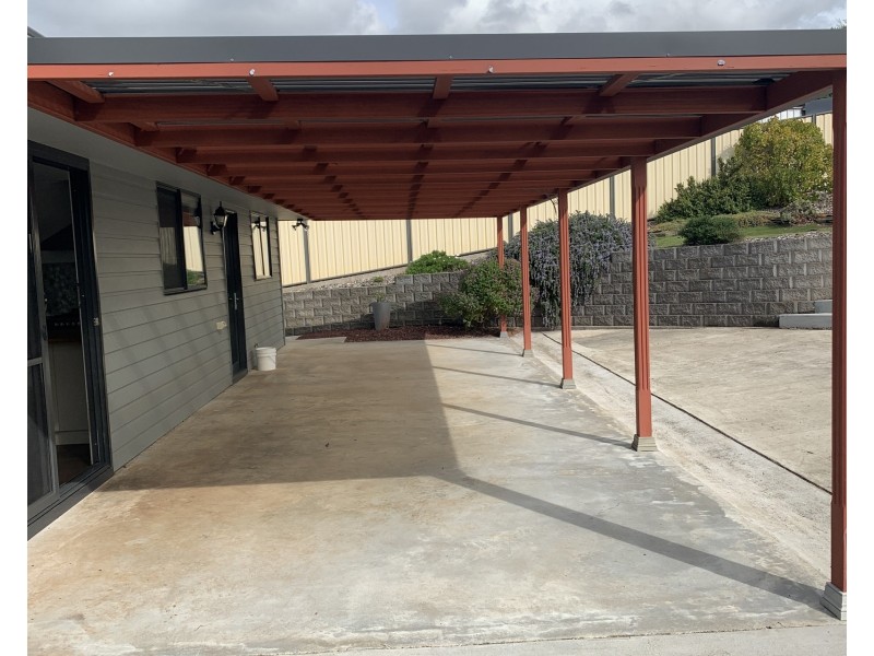 1 Rowena Court, Devonport TAS 7310