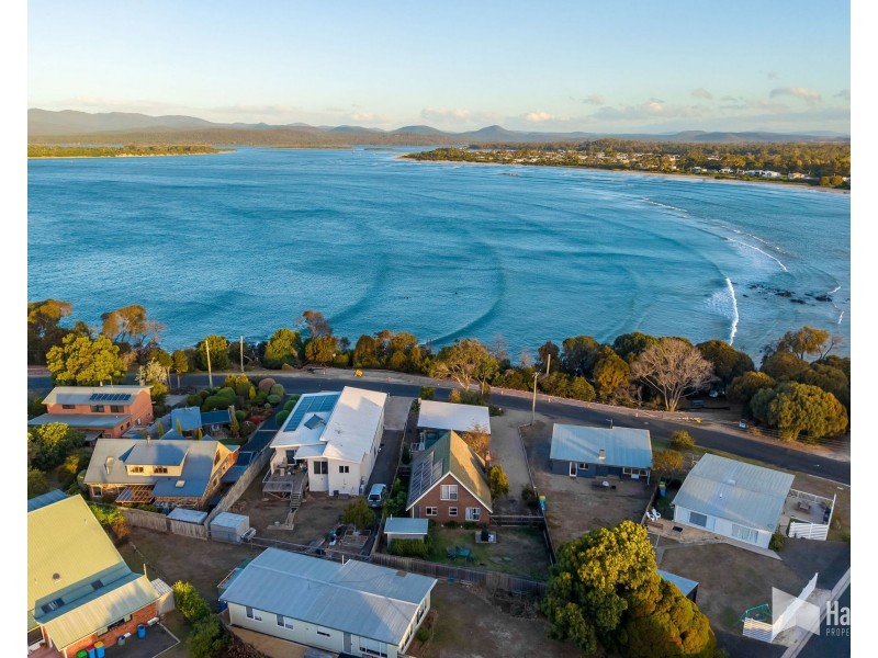 3 Hawley Esplanade, Hawley Beach TAS 7307