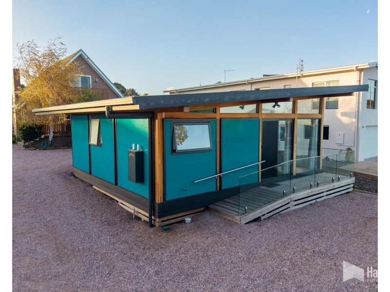 3 Hawley Esplanade, Hawley Beach TAS 7307