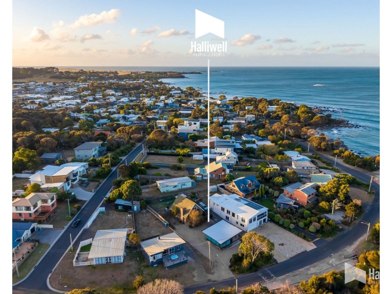 3 Hawley Esplanade, Hawley Beach TAS 7307