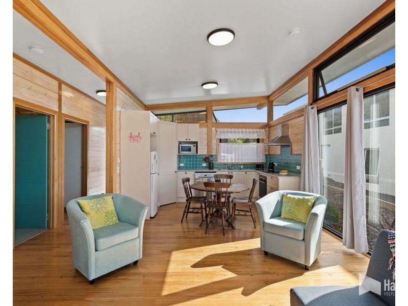 3 Hawley Esplanade, Hawley Beach TAS 7307