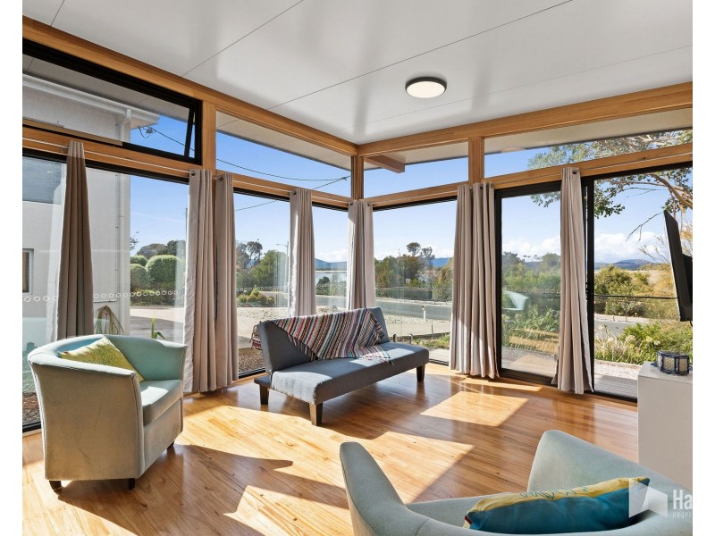 3 Hawley Esplanade, Hawley Beach TAS 7307
