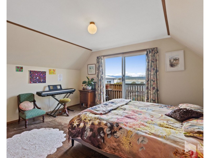 3 Hawley Esplanade, Hawley Beach TAS 7307