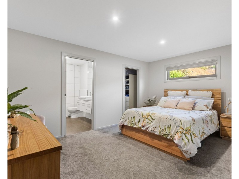 13 Hedstrom Drive, Stony Rise TAS 7310