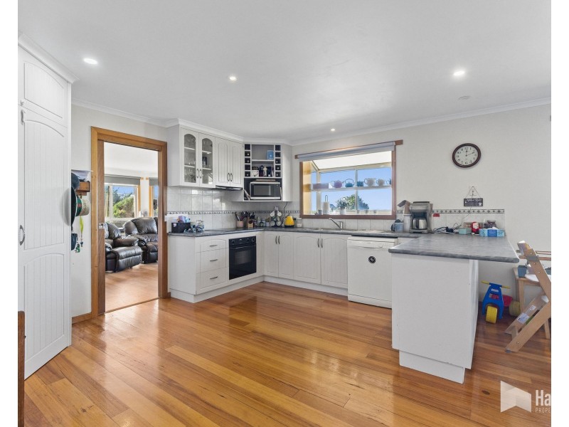 11 Markm Court, West Ulverstone TAS 7315