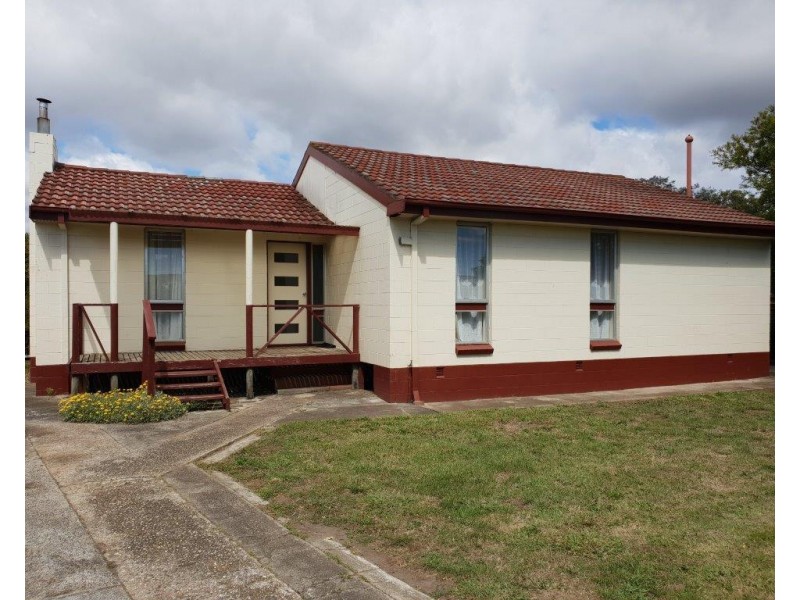 11 Gatty Place, Devonport TAS 7310