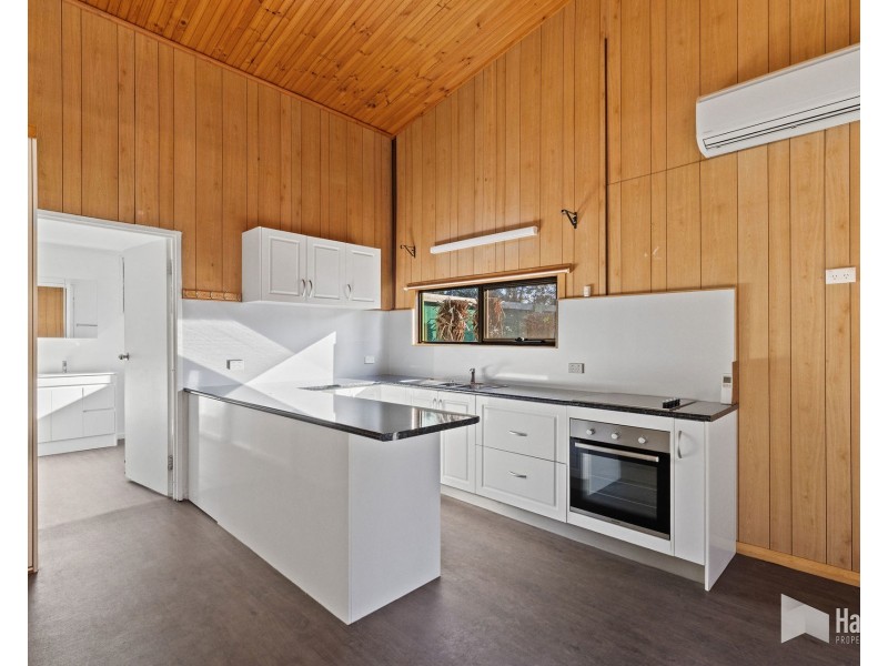 10 Bundarra Drive, Squeaking Point TAS 7307