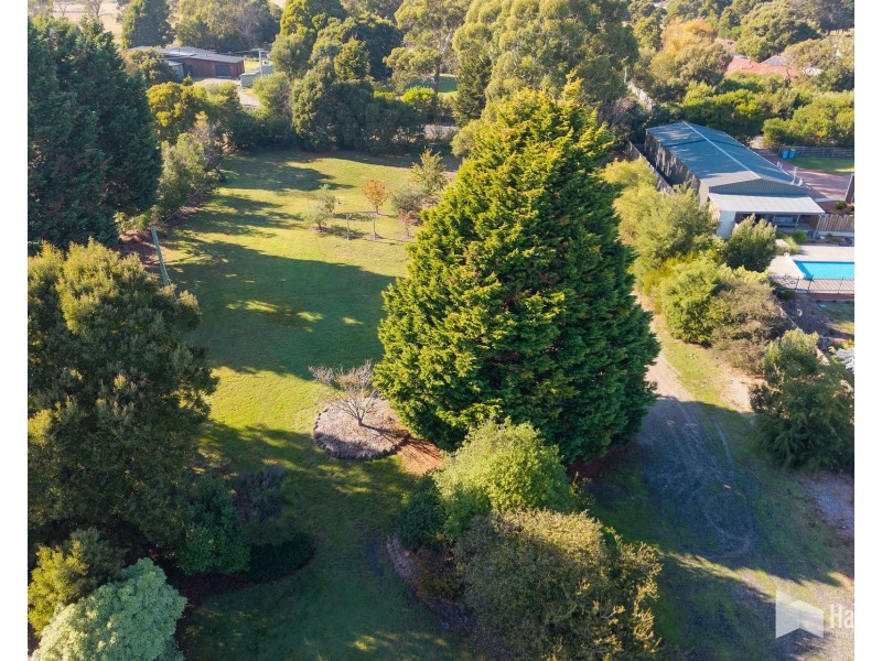 10 Bundarra Drive, Squeaking Point TAS 7307