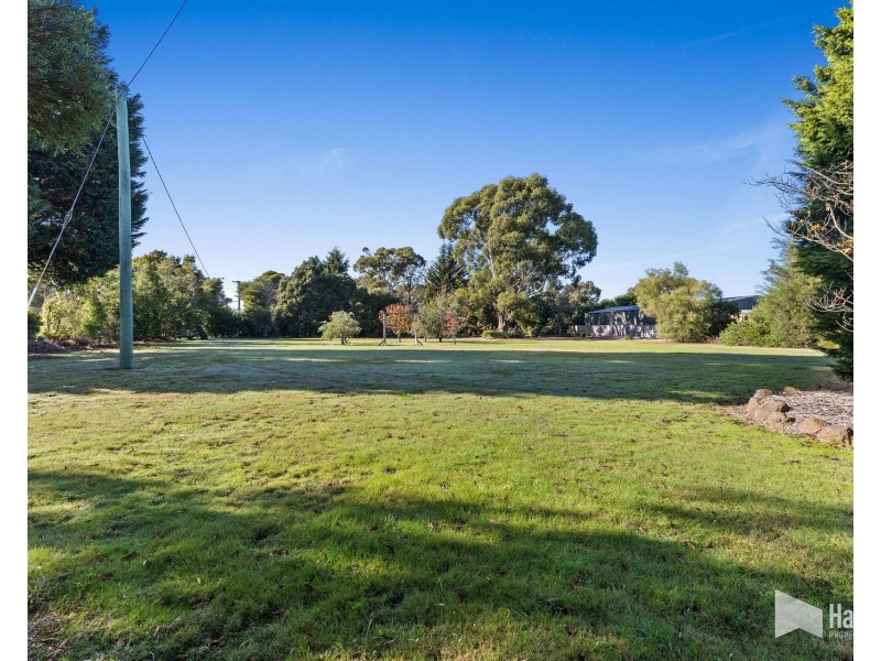 10 Bundarra Drive, Squeaking Point TAS 7307