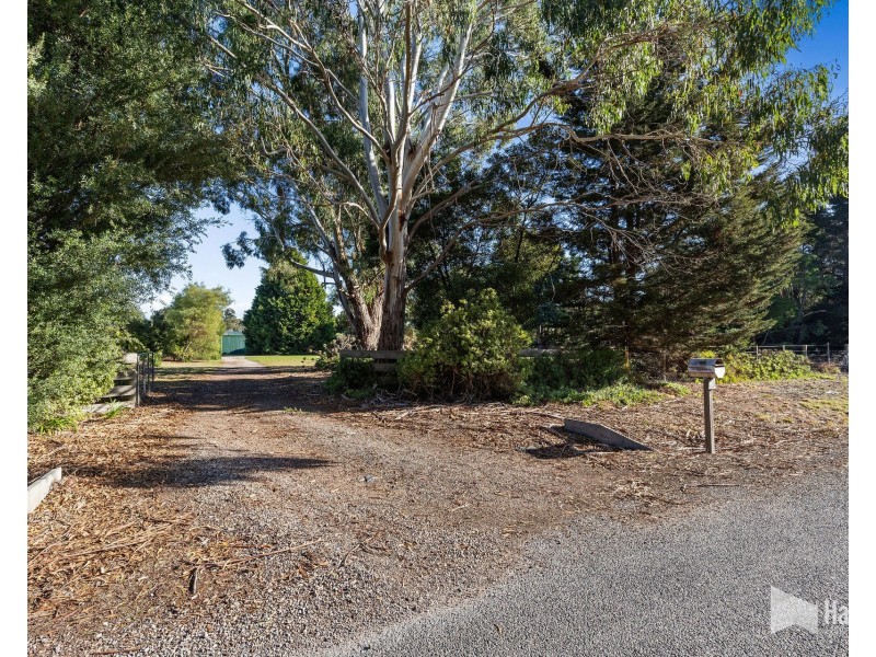 10 Bundarra Drive, Squeaking Point TAS 7307