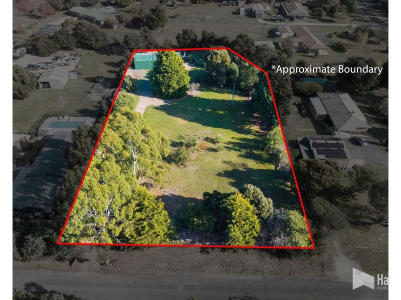 10 Bundarra Drive, Squeaking Point TAS 7307