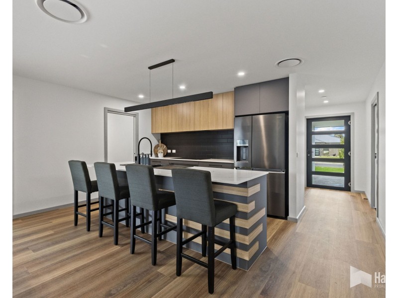 33 Magnolia Avenue, Latrobe TAS 7307