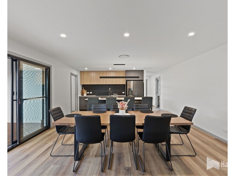 33 Magnolia Avenue, Latrobe TAS 7307