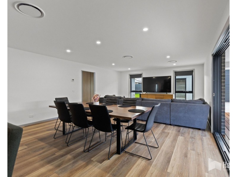 33 Magnolia Avenue, Latrobe TAS 7307