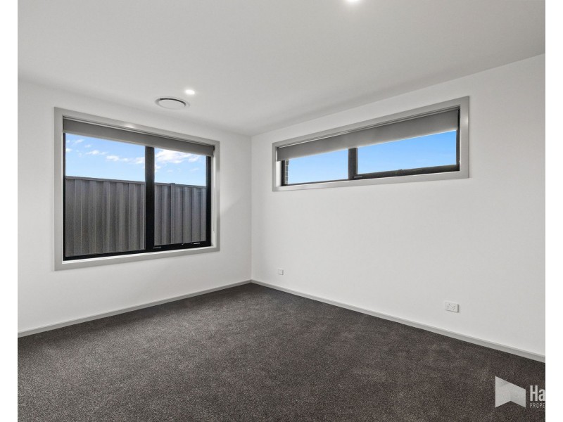33 Magnolia Avenue, Latrobe TAS 7307