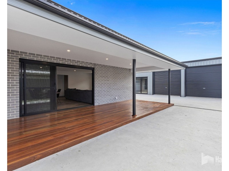 33 Magnolia Avenue, Latrobe TAS 7307