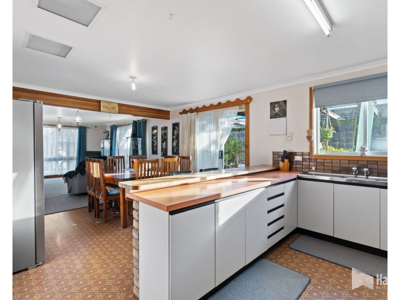 3 Adelong Place, Ulverstone TAS 7315