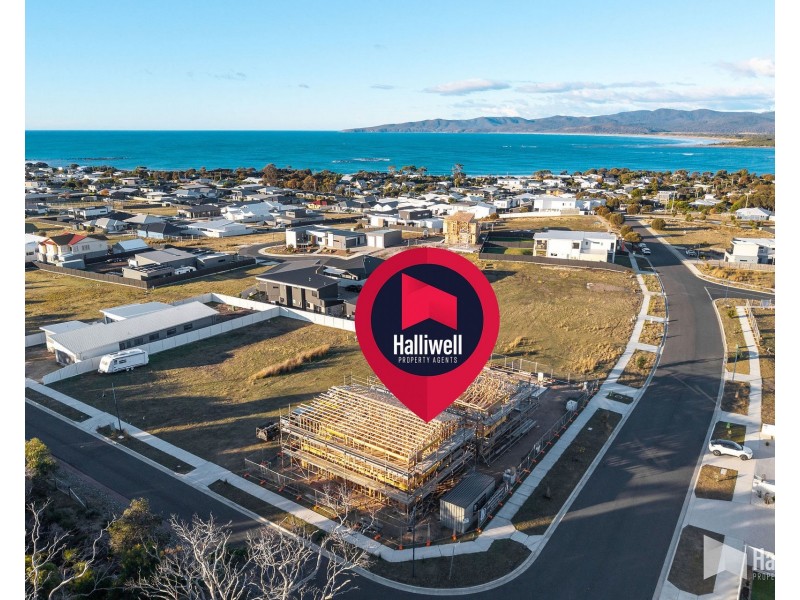 1,2&3/60 Taroona Street, Hawley Beach TAS 7307