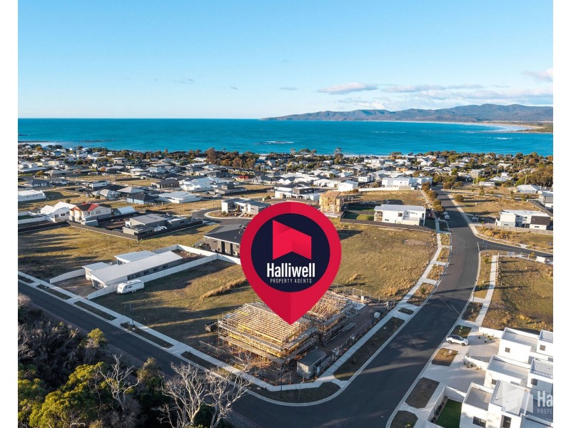 1,2&3/60 Taroona Street, Hawley Beach TAS 7307