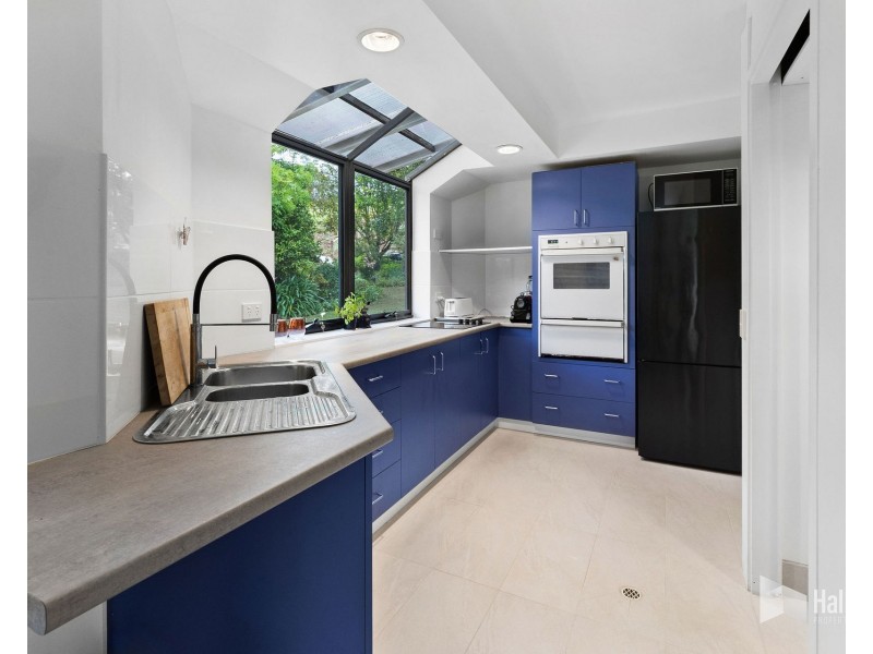 3 Curtis Place, Ambleside TAS 7310