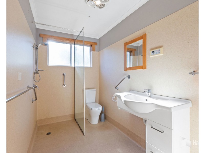141 Charles Street, Squeaking Point TAS 7307