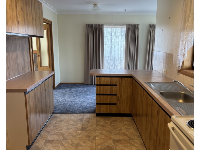 24 Highview Crescent, Devonport TAS 7310