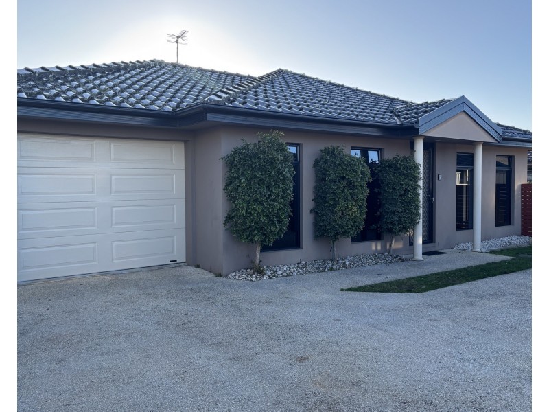 2/90 Lovett Street, Devonport TAS 7310