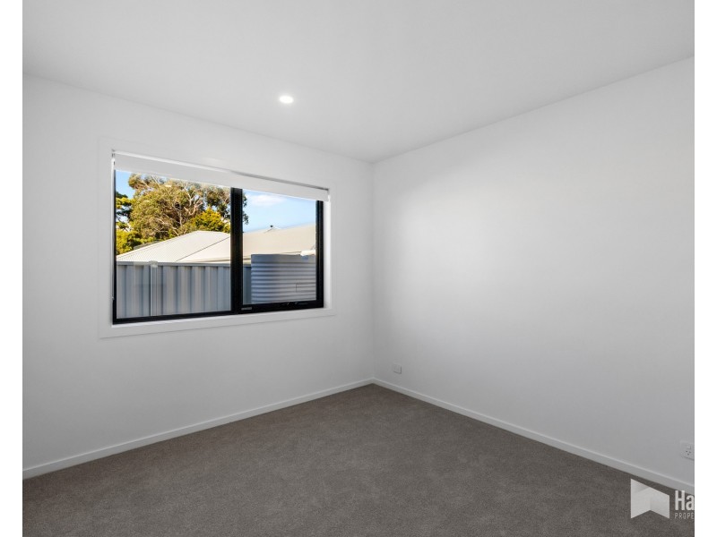 1/8 Lapwing Close, Shearwater TAS 7307