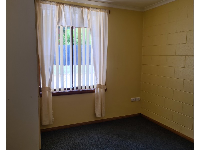 2/30 Victoria Street, Devonport TAS 7310