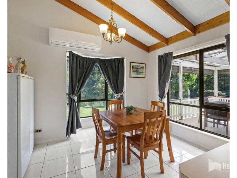 38  Winifred Avenue, Acacia Hills TAS 7306