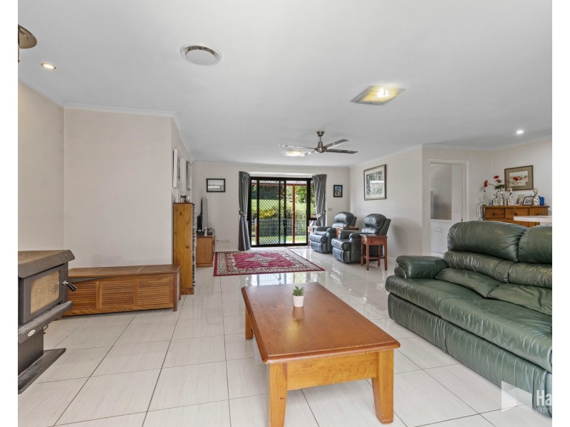 38  Winifred Avenue, Acacia Hills TAS 7306