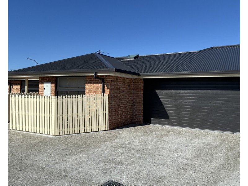 1/10 Sandwood Place, East Devonport TAS 7310