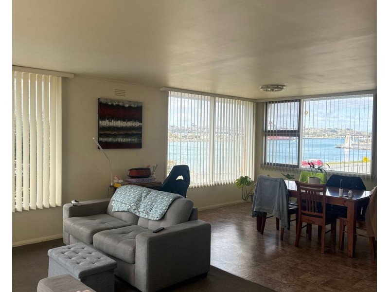 1/12 Victoria Parade, Devonport TAS 7310